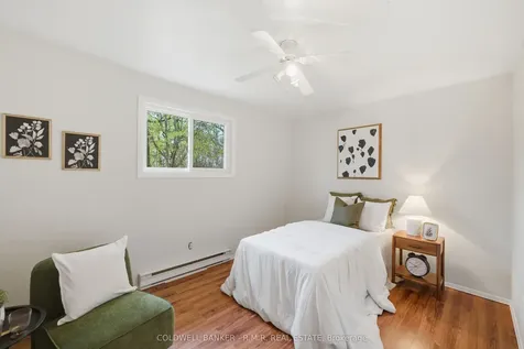 16 Manvers Drive Kawartha Lakes ON L0B 1K0