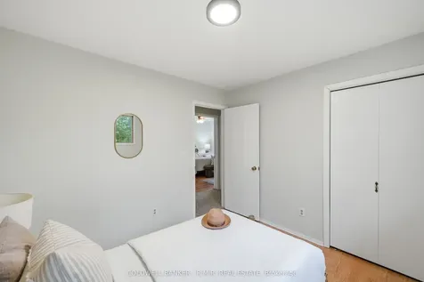 16 Manvers Drive Kawartha Lakes ON L0B 1K0