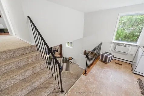 16 Manvers Drive Kawartha Lakes ON L0B 1K0