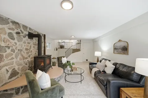 16 Manvers Drive Kawartha Lakes ON L0B 1K0