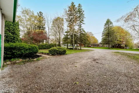 16 Manvers Drive Kawartha Lakes ON L0B 1K0