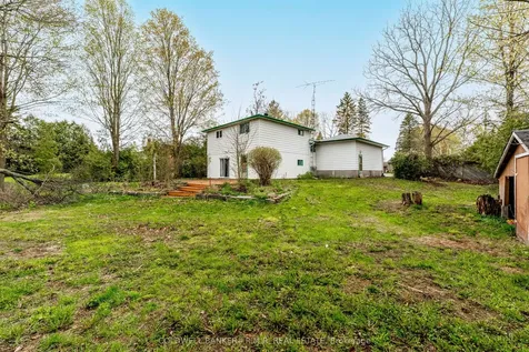 16 Manvers Drive Kawartha Lakes ON L0B 1K0