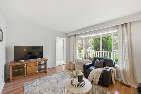 16 Manvers Drive Kawartha Lakes ON L0B 1K0