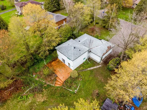 16 Manvers Drive Kawartha Lakes ON L0B 1K0