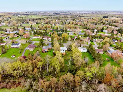 16 Manvers Drive Kawartha Lakes ON L0B 1K0