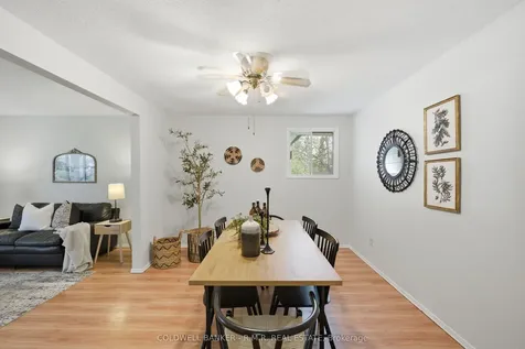 16 Manvers Drive Kawartha Lakes ON L0B 1K0