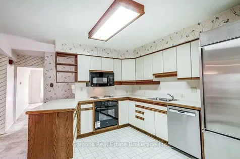 209 Parkview Drive Hamilton ON L8S 3Y4