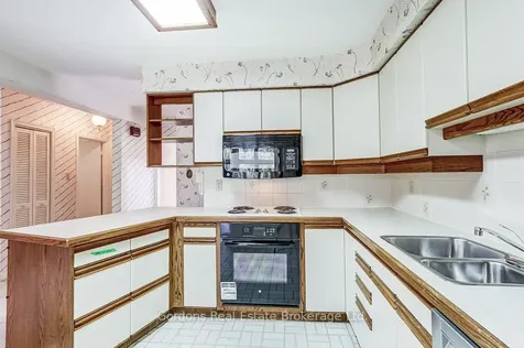 209 Parkview Drive Hamilton ON L8S 3Y4