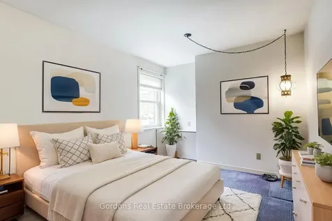 209 Parkview Drive Hamilton ON L8S 3Y4