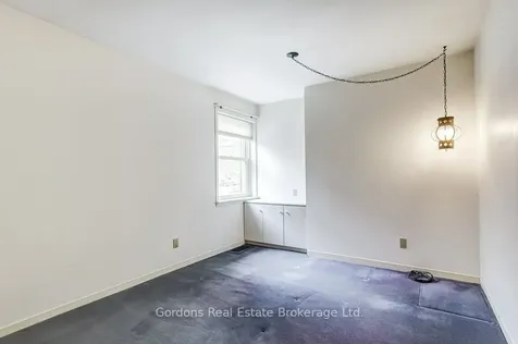 209 Parkview Drive Hamilton ON L8S 3Y4