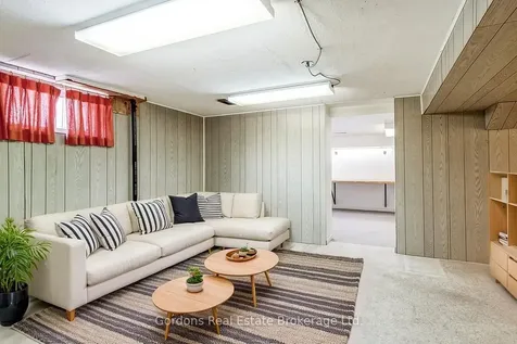209 Parkview Drive Hamilton ON L8S 3Y4