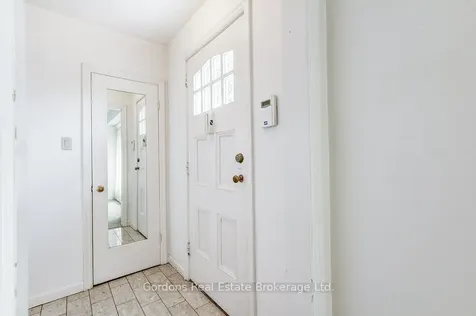 209 Parkview Drive Hamilton ON L8S 3Y4