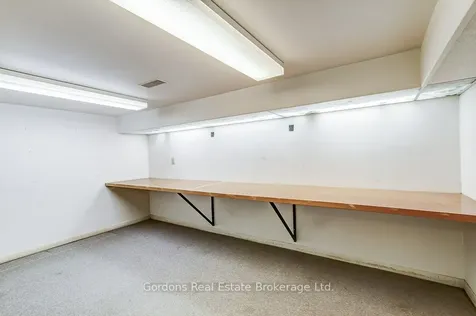 209 Parkview Drive Hamilton ON L8S 3Y4