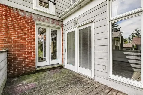 209 Parkview Drive Hamilton ON L8S 3Y4
