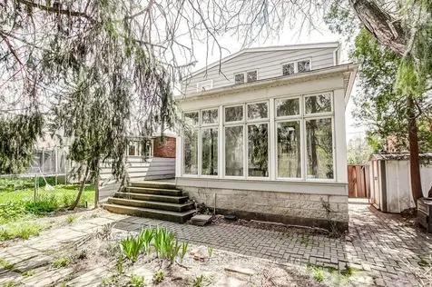 209 Parkview Drive Hamilton ON L8S 3Y4