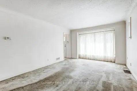 209 Parkview Drive Hamilton ON L8S 3Y4