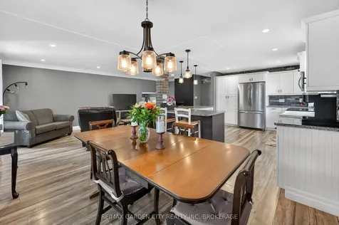725 Clare Avenue Welland ON L3C 3B9
