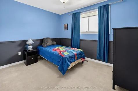 725 Clare Avenue Welland ON L3C 3B9