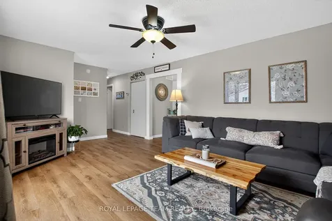 44 Ballantrae Way Kanata ON K2L 1N5