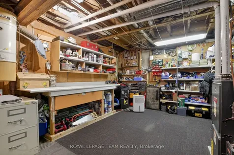 44 Ballantrae Way Kanata ON K2L 1N5