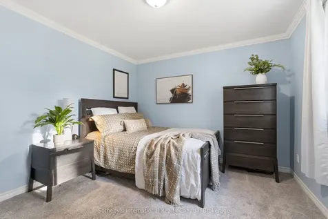 1021 Tower Crescent Gravenhurst ON P0E 1G0