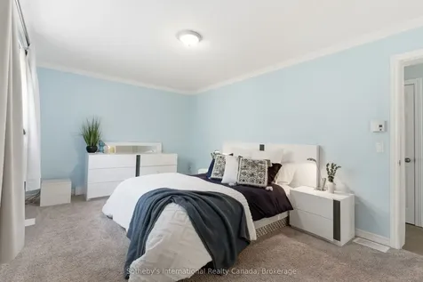 1021 Tower Crescent Gravenhurst ON P0E 1G0
