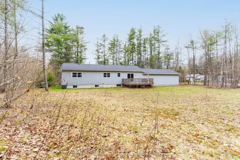 1021 Tower Crescent Gravenhurst ON P0E 1G0