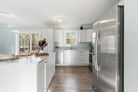 1021 Tower Crescent Gravenhurst ON P0E 1G0