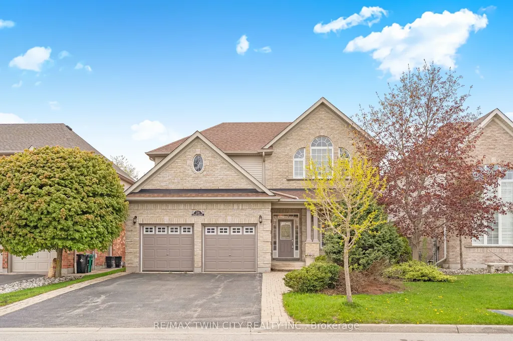 26 Knox Court Kitchener ON N2P 2V6