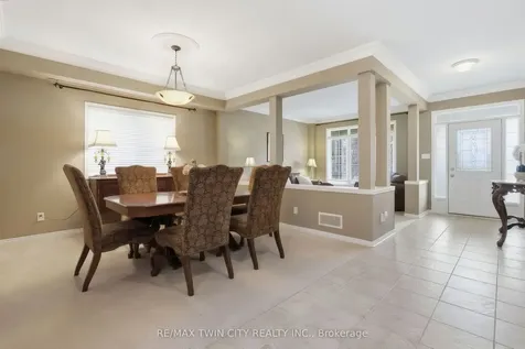 26 Knox Court Kitchener ON N2P 2V6