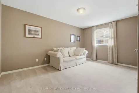 26 Knox Court Kitchener ON N2P 2V6