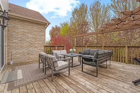 26 Knox Court Kitchener ON N2P 2V6