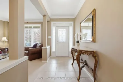 26 Knox Court Kitchener ON N2P 2V6