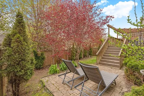26 Knox Court Kitchener ON N2P 2V6