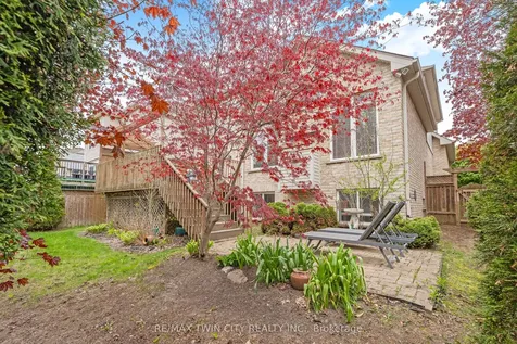 26 Knox Court Kitchener ON N2P 2V6