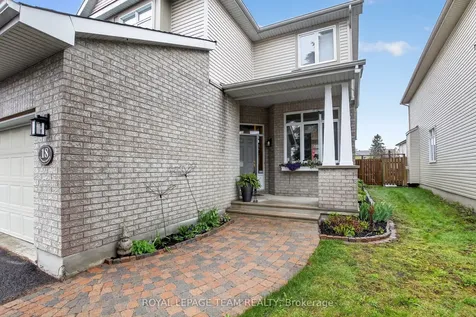 18 Rivergreen Crescent Kanata ON K2M 2E1
