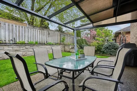 147 Valridge Drive Hamilton ON L9G 4Y4