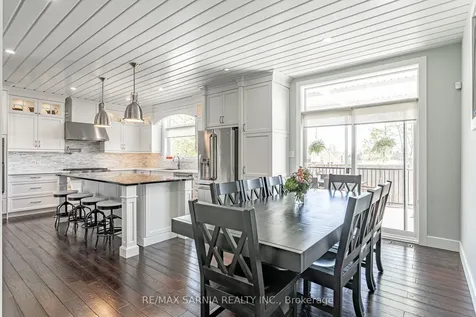 18 Centre Street Lambton Shores ON N0M 1T0