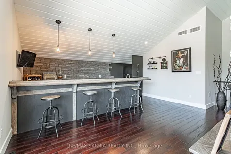18 Centre Street Lambton Shores ON N0M 1T0