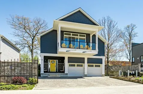 18 Centre Street Lambton Shores ON N0M 1T0