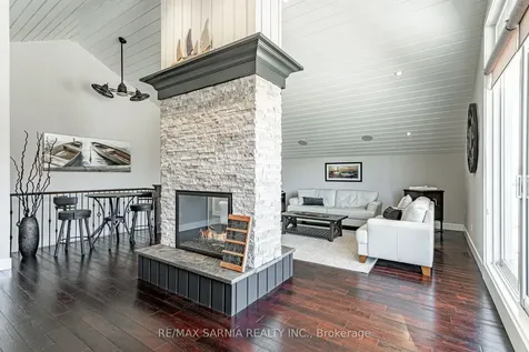 18 Centre Street Lambton Shores ON N0M 1T0