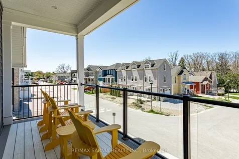 18 Centre Street Lambton Shores ON N0M 1T0