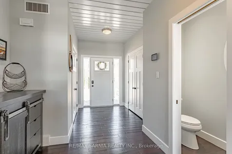 18 Centre Street Lambton Shores ON N0M 1T0