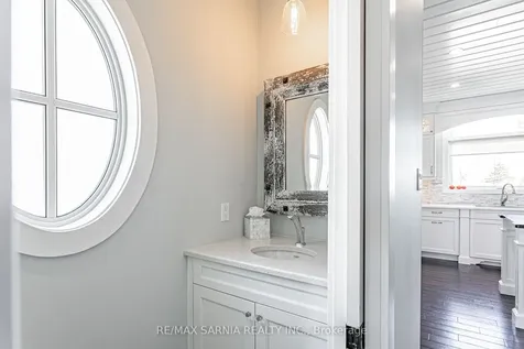 18 Centre Street Lambton Shores ON N0M 1T0