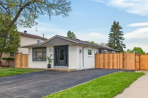 257 Queen Victoria Drive Hamilton ON L8W 1G4