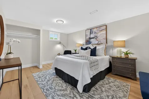 257 Queen Victoria Drive Hamilton ON L8W 1G4