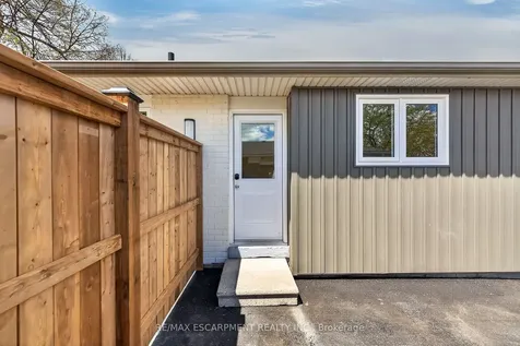 257 Queen Victoria Drive Hamilton ON L8W 1G4