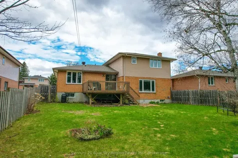 66 Veronica Drive North Bay ON P1B 9K4