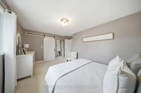 515 Hummingbird Crescent Woodstock ON N4T 1V9