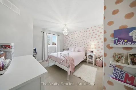515 Hummingbird Crescent Woodstock ON N4T 1V9